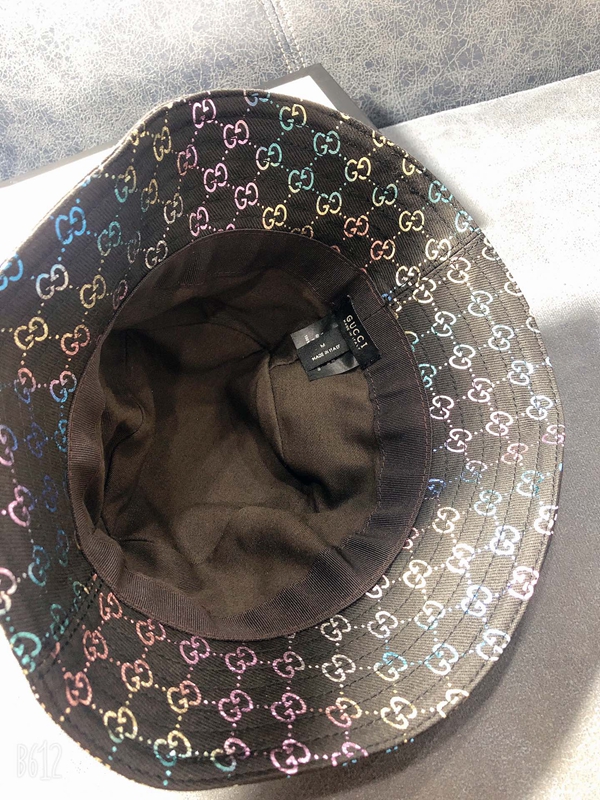 ブランド帽子背面デザイン